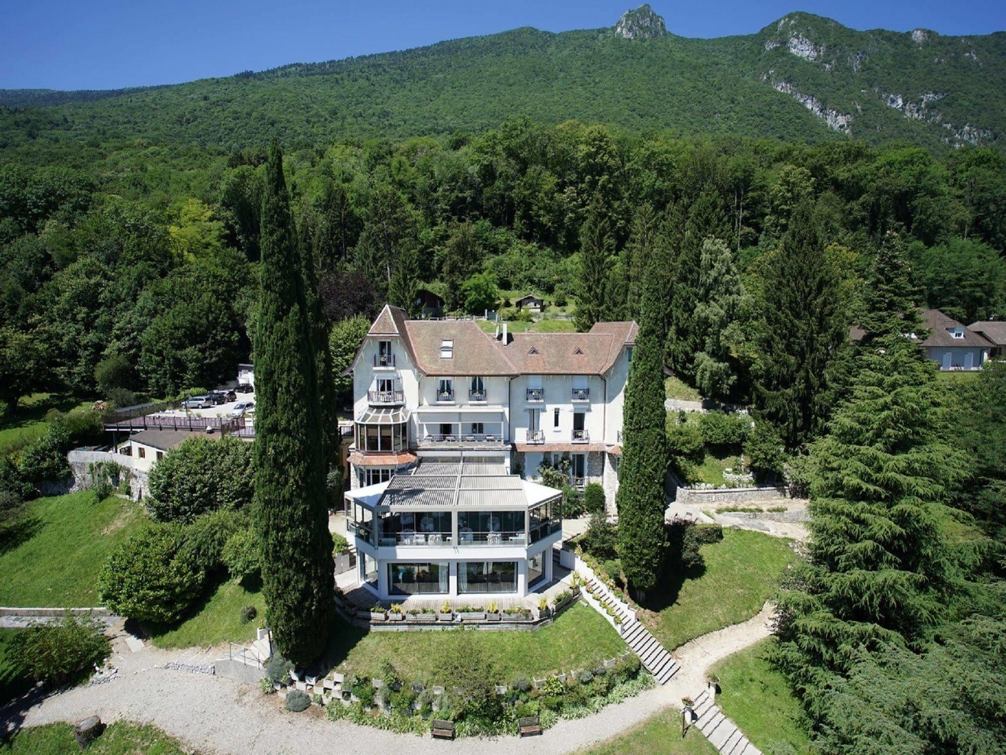 Hotel Ombremont Jean-Pierre Jacob Le Bourget-du-Lac Exterior foto